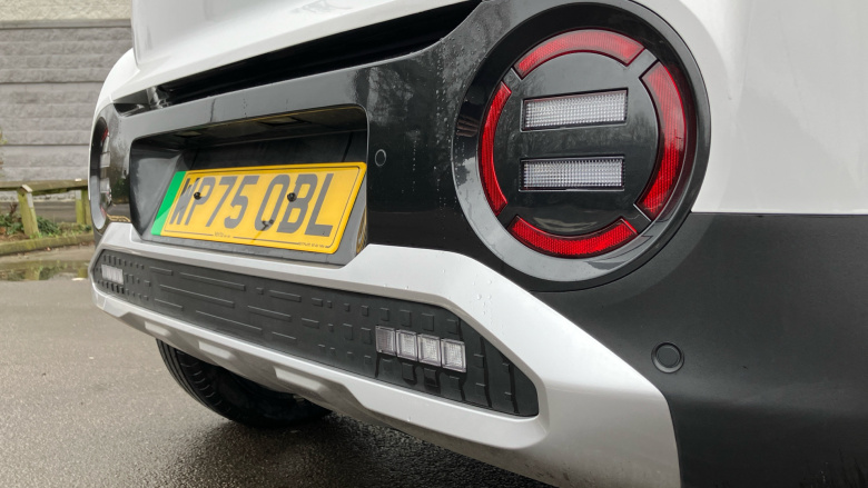 Hyundai INSTER 85kW 02 49kWh 5dr Auto Electric Hatchback